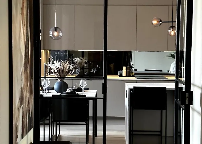 Modern And Central Apartment With Parking Spot